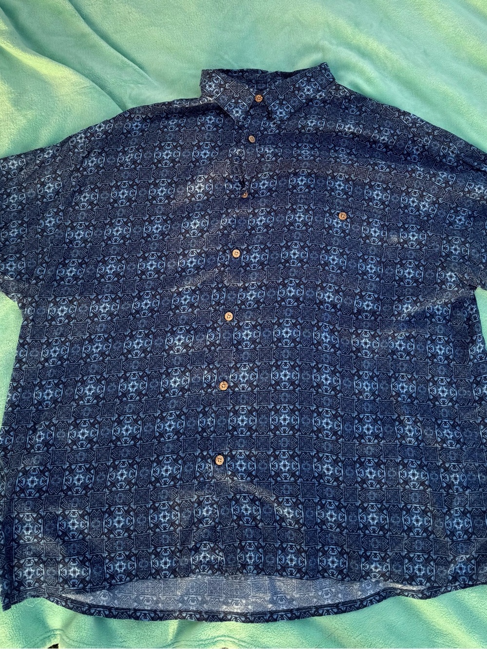 Puritan Men's Navy Blue Patterned Short-Sleeve Button-Down Shirt